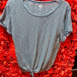 SO Women's Size X-Large Striped T-Shirt with Tied Front